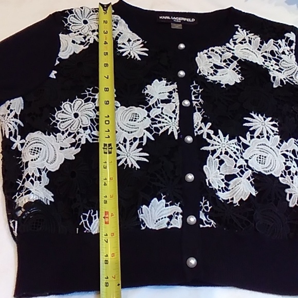 Karl Lagerfeld Black White Floral Crochet Lace Front Cropped Cardigan Sweater - Picture 7 of 13